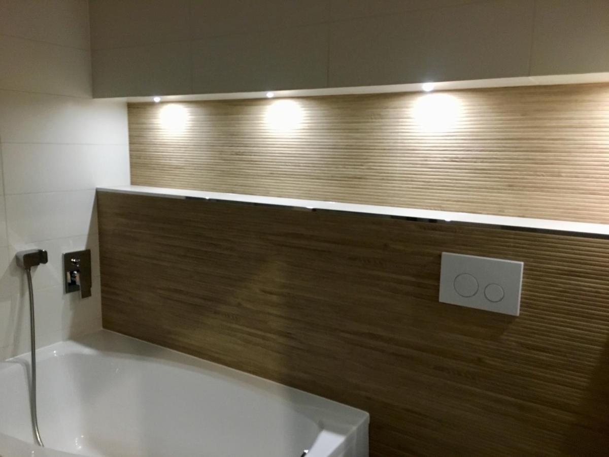 オルシュティンKameralny Apartament IIアパートメント エクステリア 写真