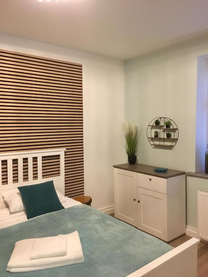 オルシュティンKameralny Apartament IIアパートメント エクステリア 写真
